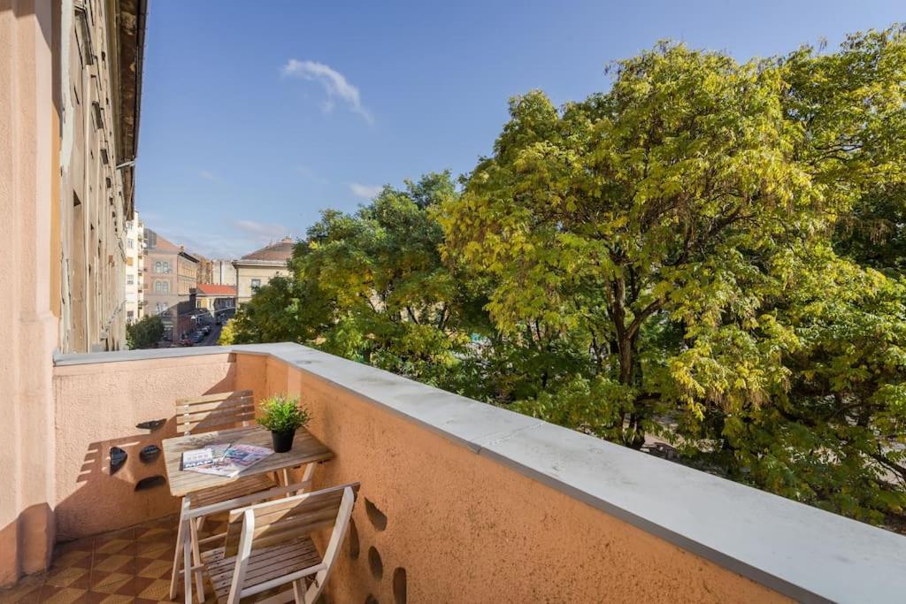 Klauzal Garden City Apartments Βουδαπέστη Εξωτερικό φωτογραφία